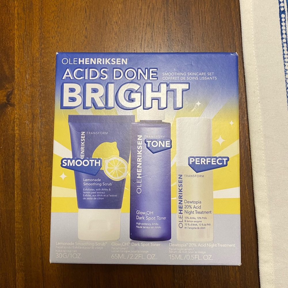 Ole Henriksen ACIDS DONE BRIGHT SMOOTHING SKINCARE SET~ Brand New